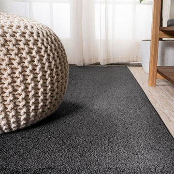 Haze Solid Low-pile Area Rug Black